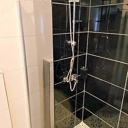 Nefis Hotel